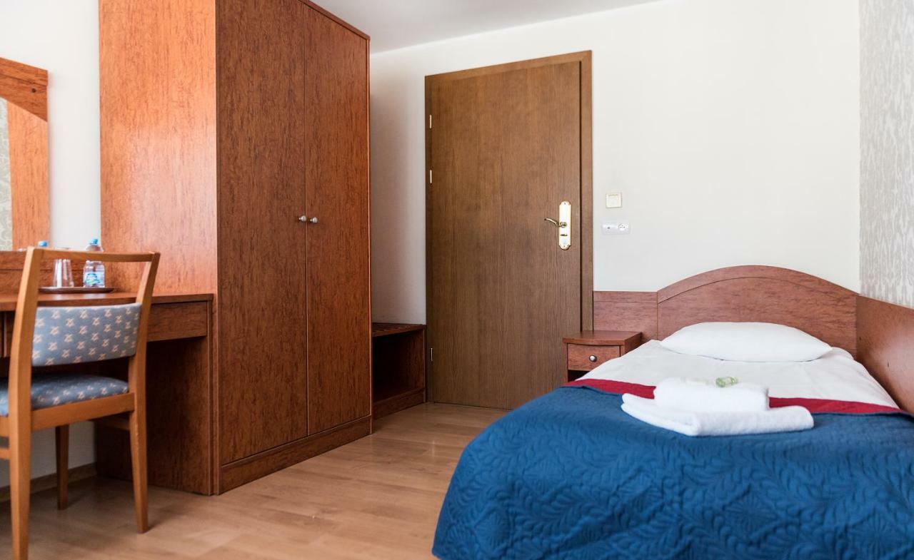 Gosciniec Witomino Bed & Breakfast Gdynia Exterior photo